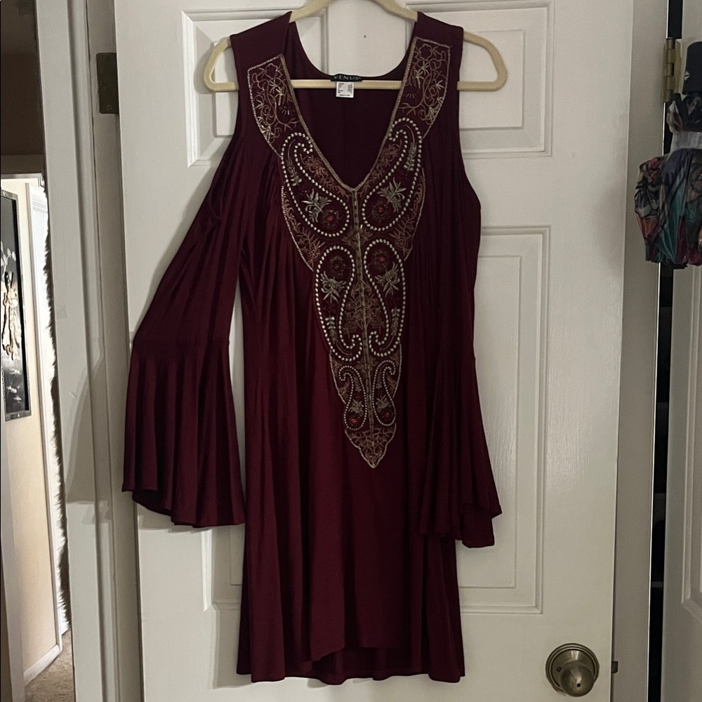 VENUS Burgundy Embroidered Midi Dress